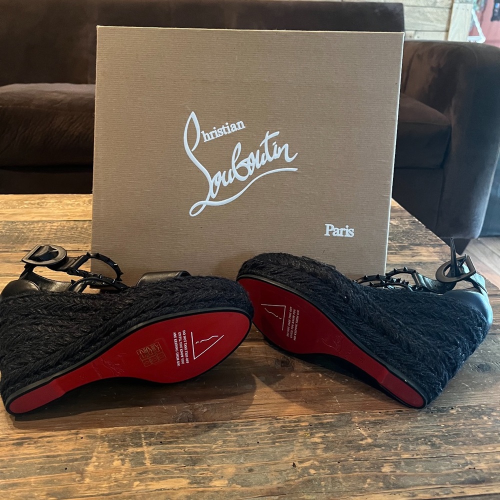 COPY - Christian louboutin